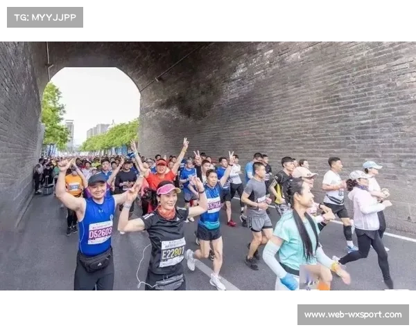 十五国跳水健儿齐聚西安城墙永宁门 共襄水上盛典魅力