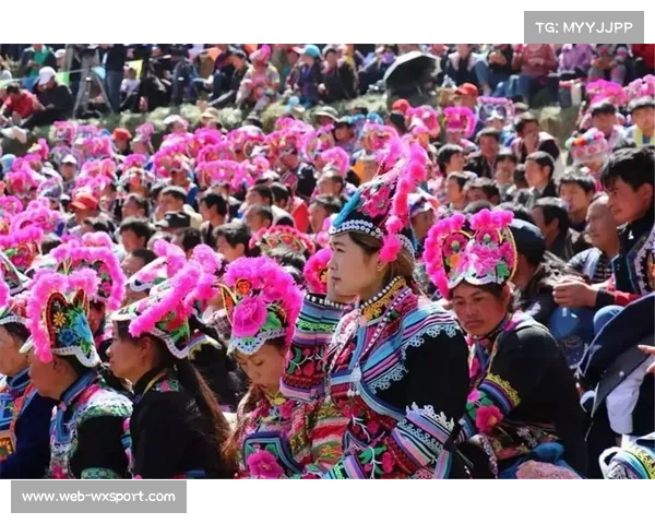 “草原格斗文化节联动鄂尔多斯赛事,民间擂台赛参与人数创新高” “草原格斗文化节联动鄂尔多斯赛事,民间擂台赛参与人数创新高”